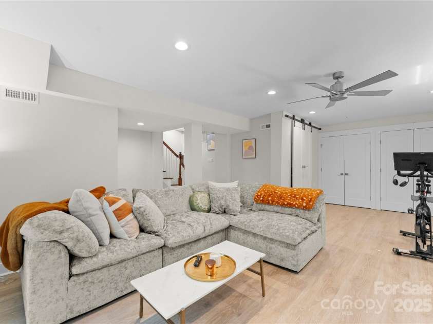 3423 Sudbury Road, Charlotte, NC 28205.  MLS# CAR4246722, YatesRealty ID 22232. Basement level additional bed / bonus room