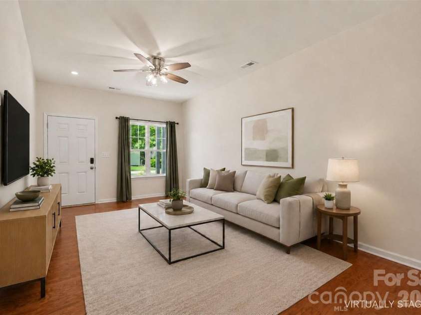 13635 Browhill Lane, Charlotte, NC 28278.  MLS# CAR4380856, YatesRealty ID 22233. 