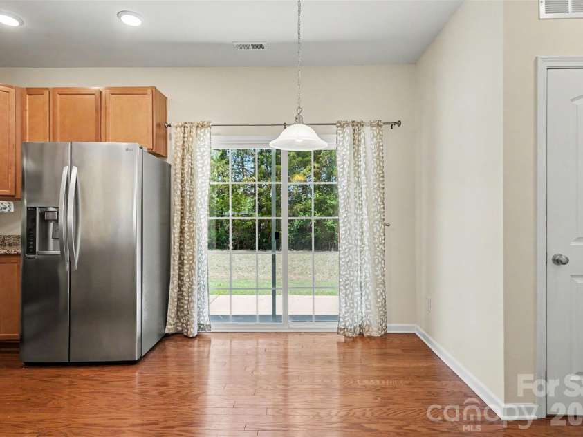 13635 Browhill Lane, Charlotte, NC 28278.  MLS# CAR4380856, YatesRealty ID 22233. 