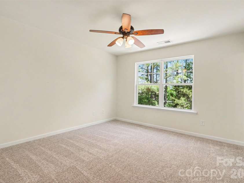 13635 Browhill Lane, Charlotte, NC 28278.  MLS# CAR4380856, YatesRealty ID 22233. 
