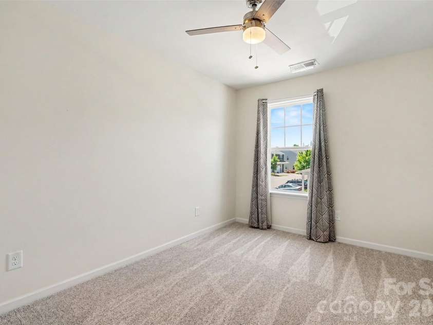 13635 Browhill Lane, Charlotte, NC 28278.  MLS# CAR4380856, YatesRealty ID 22233. 