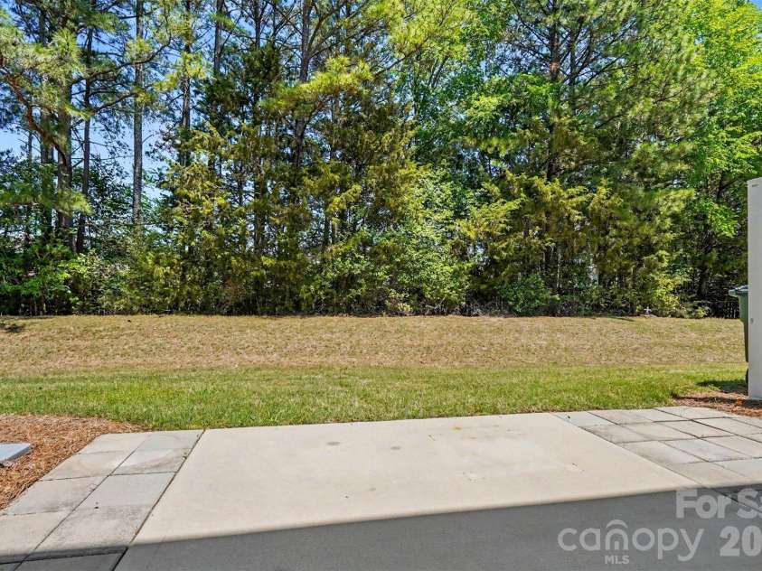 13635 Browhill Lane, Charlotte, NC 28278.  MLS# CAR4380856, YatesRealty ID 22233. 