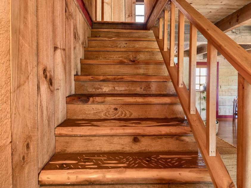 20 Frontier Court, Asheville, NC 28805.  MLS# CAR4269576, YatesRealty ID 22234. 