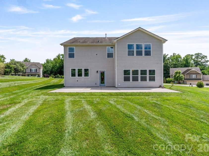 7129 Dove Field Lane, Fort Mill, SC 29707.  MLS# CAR4332862, YatesRealty ID 22234. 