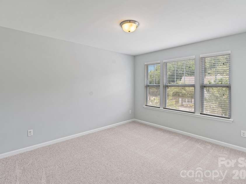 7129 Dove Field Lane, Fort Mill, SC 29707.  MLS# CAR4332862, YatesRealty ID 22234. Bed 3
