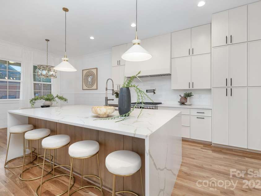 144 Sardis Lane, Charlotte, NC 28270.  MLS# CAR4224097, YatesRealty ID 22235. 