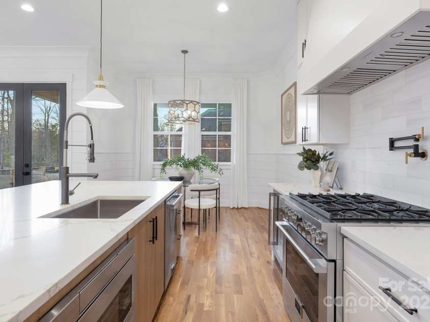144 Sardis Lane, Charlotte, NC 28270.  MLS# CAR4224097, YatesRealty ID 22235. 