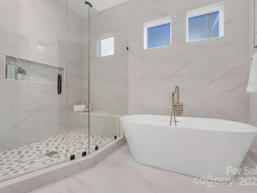 144 Sardis Lane, Charlotte, NC 28270.  MLS# CAR4224097, YatesRealty ID 22235. 