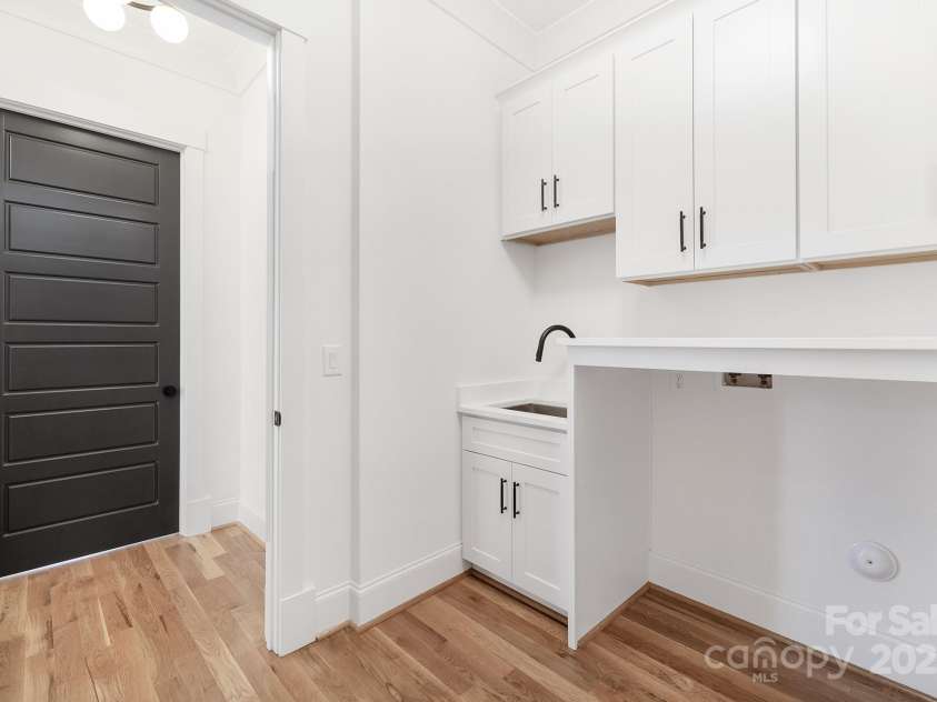 144 Sardis Lane, Charlotte, NC 28270.  MLS# CAR4224097, YatesRealty ID 22235. 