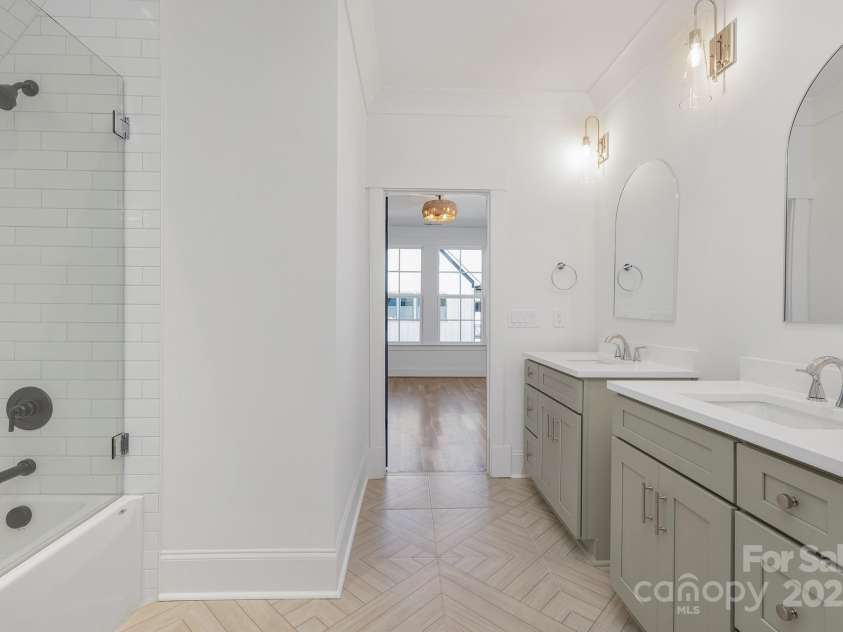 144 Sardis Lane, Charlotte, NC 28270.  MLS# CAR4224097, YatesRealty ID 22235. 