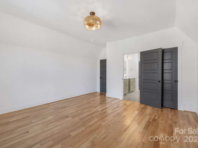 144 Sardis Lane, Charlotte, NC 28270.  MLS# CAR4224097, YatesRealty ID 22235. 