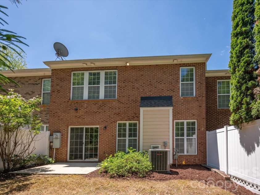 15551 Canmore Street, Charlotte, NC 28277.  MLS# CAR4374850, YatesRealty ID 22235. 