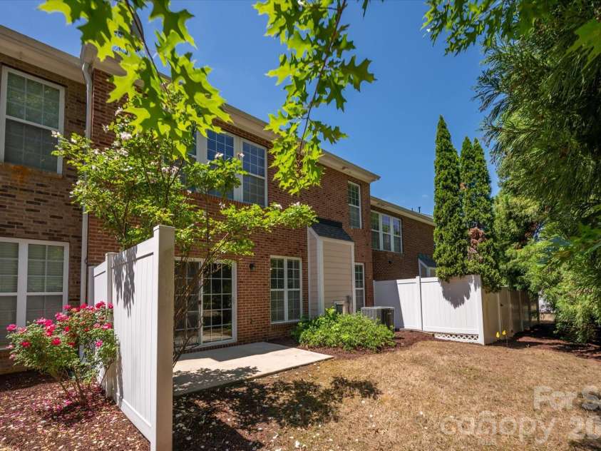15551 Canmore Street, Charlotte, NC 28277.  MLS# CAR4374850, YatesRealty ID 22235. 