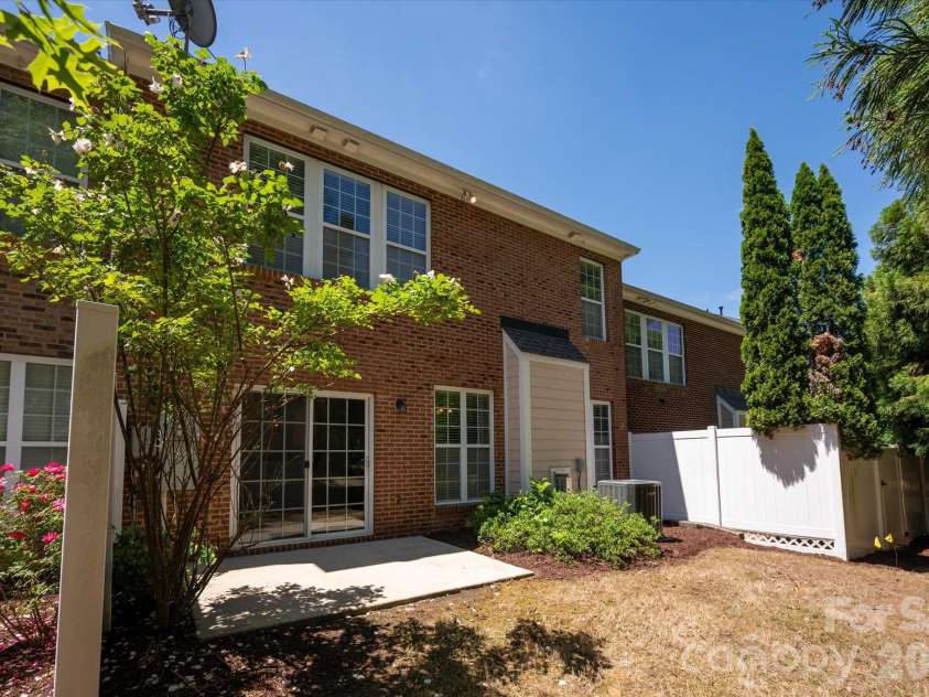 15551 Canmore Street, Charlotte, NC 28277.  MLS# CAR4374850, YatesRealty ID 22235. 