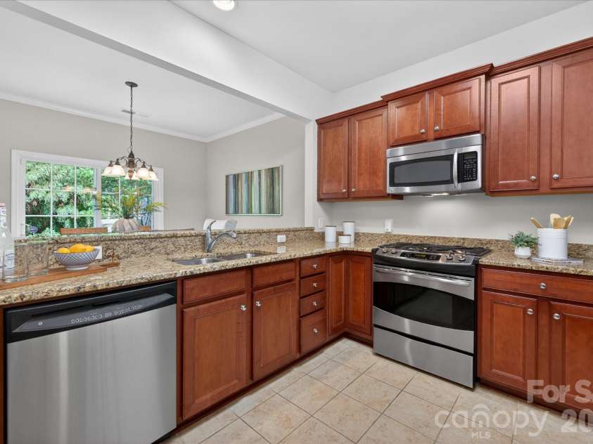 15551 Canmore Street, Charlotte, NC 28277.  MLS# CAR4374850, YatesRealty ID 22235. 
