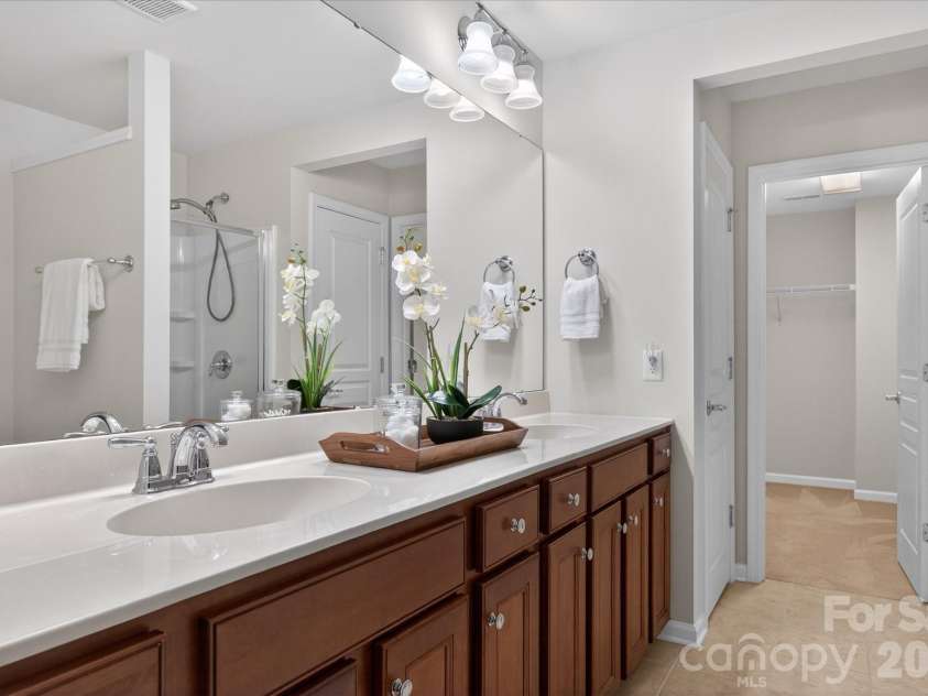 15551 Canmore Street, Charlotte, NC 28277.  MLS# CAR4374850, YatesRealty ID 22235. 