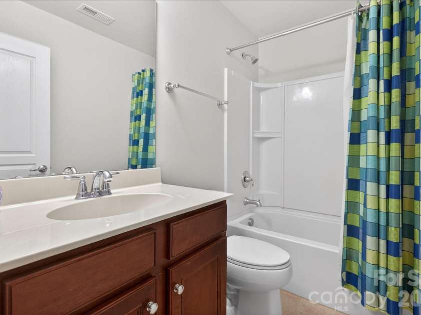 15551 Canmore Street, Charlotte, NC 28277.  MLS# CAR4374850, YatesRealty ID 22235. 