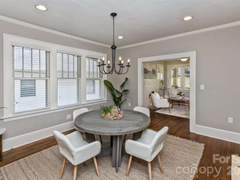 178 Coleman Avenue, Asheville, NC 28801.  MLS# CAR4373425, YatesRealty ID 22236. 