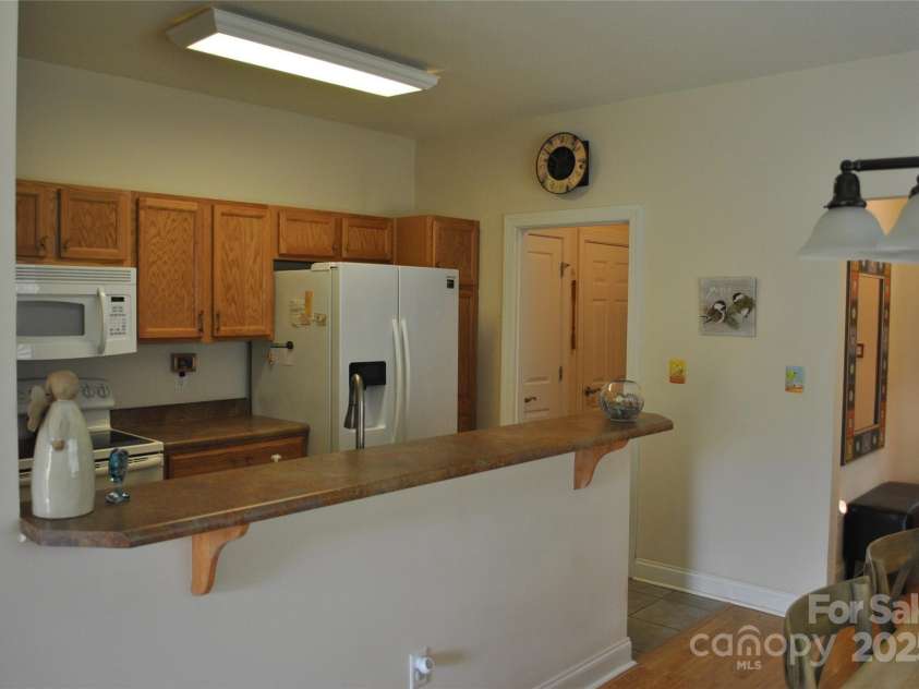 93 Foxden Drive, Fletcher, NC 28732.  MLS# CAR4251885, YatesRealty ID 22237. 