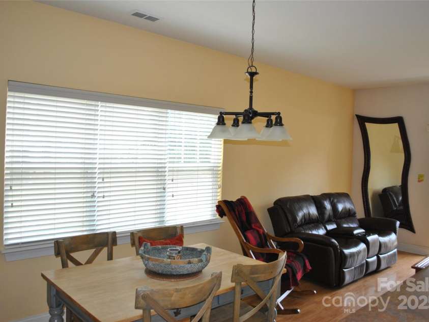 93 Foxden Drive, Fletcher, NC 28732.  MLS# CAR4251885, YatesRealty ID 22237. Dining area