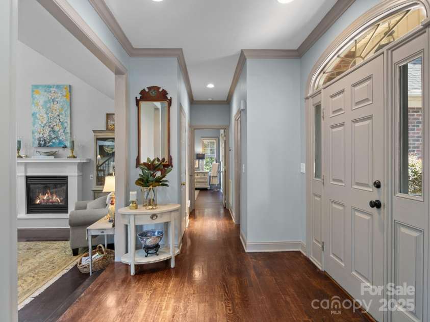 150 Pinnacle Shores Drive, Mooresville, NC 28117.  MLS# CAR4266217, YatesRealty ID 22238. 