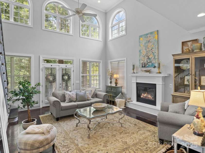 150 Pinnacle Shores Drive, Mooresville, NC 28117.  MLS# CAR4266217, YatesRealty ID 22238. 