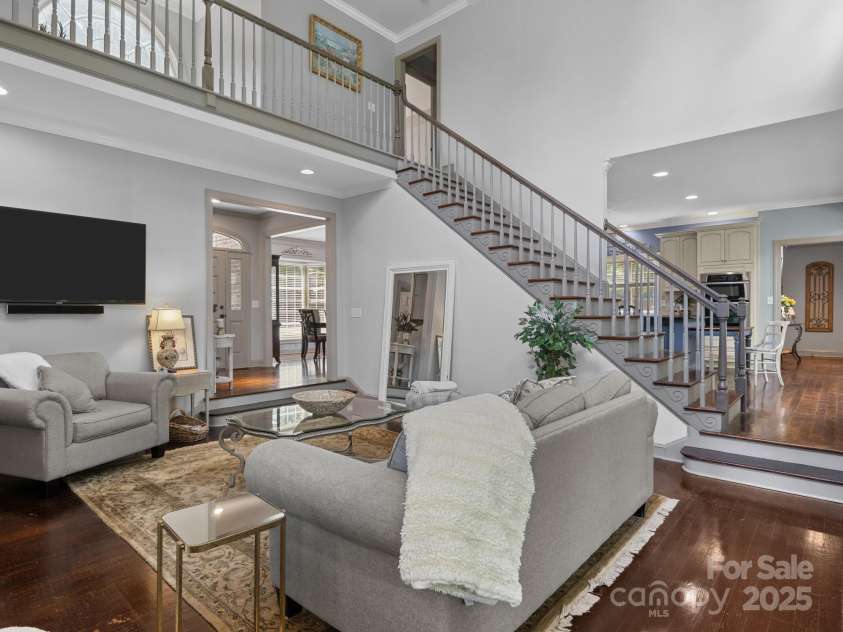 150 Pinnacle Shores Drive, Mooresville, NC 28117.  MLS# CAR4266217, YatesRealty ID 22238. 