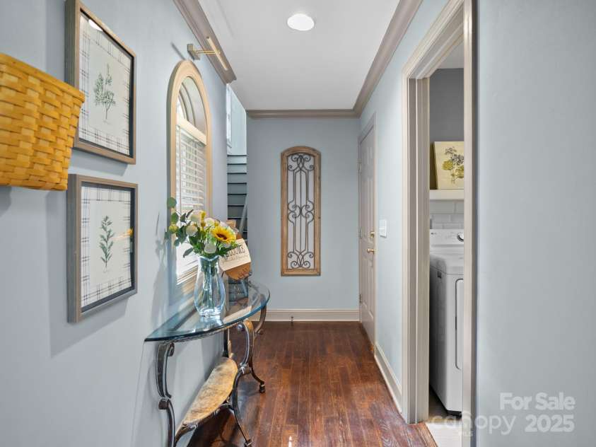 150 Pinnacle Shores Drive, Mooresville, NC 28117.  MLS# CAR4266217, YatesRealty ID 22238. 