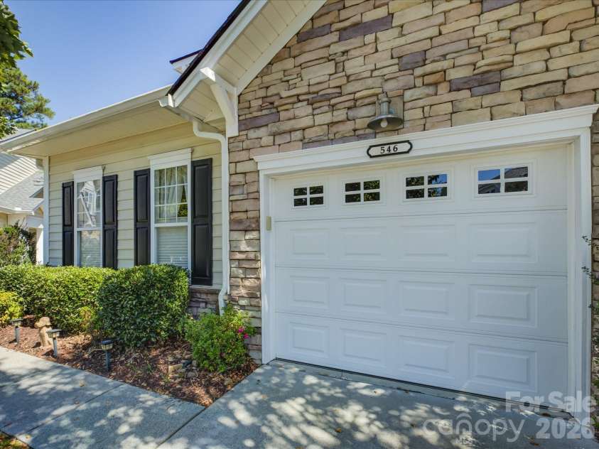 546 Pine Links Drive, Tega Cay, SC 29708.  MLS# CAR4377142, YatesRealty ID 22238. 