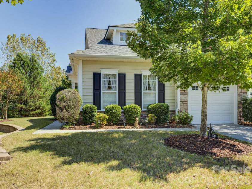 546 Pine Links Drive, Tega Cay, SC 29708.  MLS# CAR4377142, YatesRealty ID 22238. 