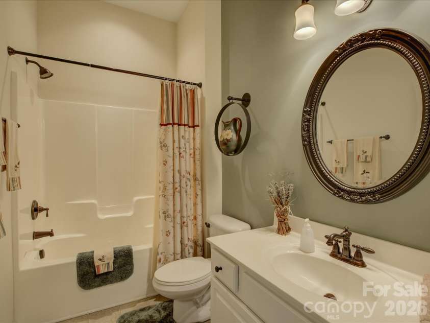 546 Pine Links Drive, Tega Cay, SC 29708.  MLS# CAR4377142, YatesRealty ID 22238. 