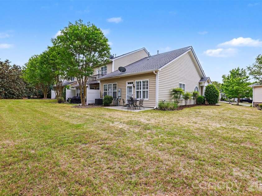 546 Pine Links Drive, Tega Cay, SC 29708.  MLS# CAR4377142, YatesRealty ID 22238. 