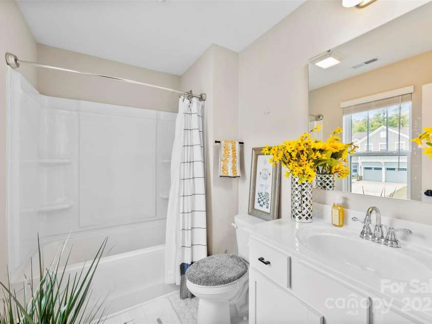 11195 Argosy Drive, Lancaster, SC 29720.  MLS# CAR4272256, YatesRealty ID 22239. Bath 2