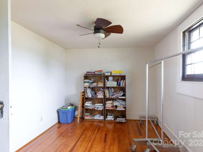243 Love Street, McConnells, SC 29726.  MLS# CAR4155103, YatesRealty ID 2224. 