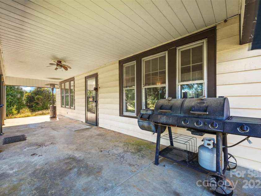 243 Love Street, McConnells, SC 29726.  MLS# CAR4313552, YatesRealty ID 2224. 