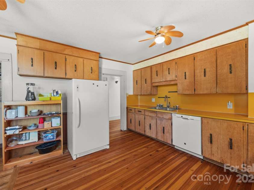 243 Love Street, McConnells, SC 29726.  MLS# CAR4313552, YatesRealty ID 2224. 