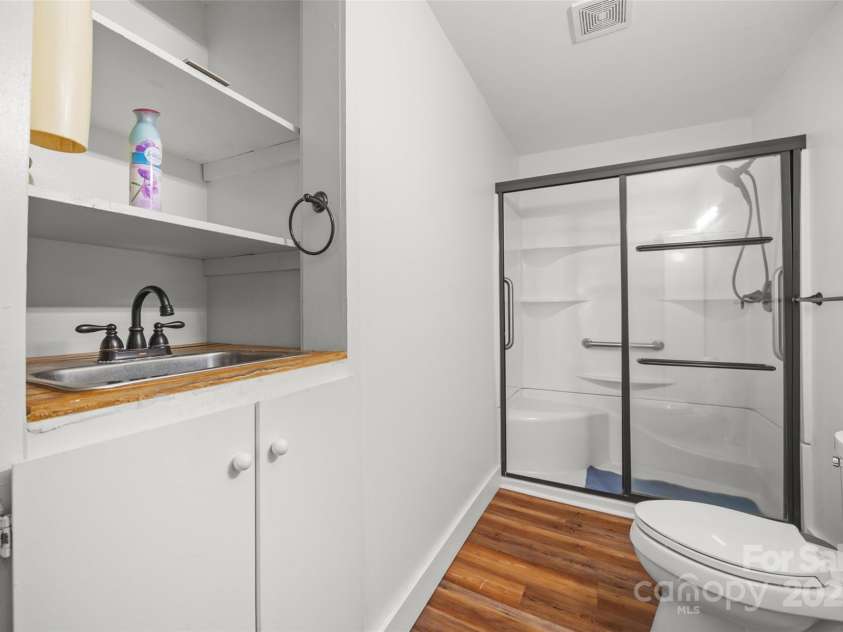 243 Love Street, McConnells, SC 29726.  MLS# CAR4313552, YatesRealty ID 2224. 