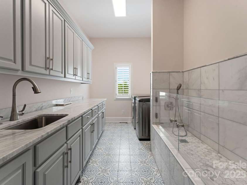 315 Brief Road, Indian Trail, NC 28079.  MLS# CAR4288968, YatesRealty ID 2224. 