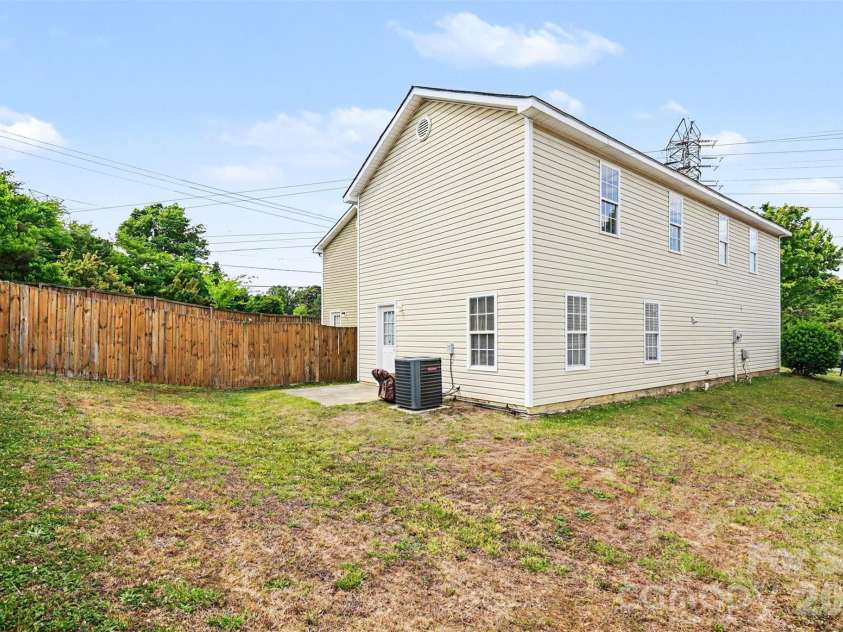 306 Cayman Way, Charlotte, NC 28217.  MLS# CAR4379005, YatesRealty ID 22241. 
