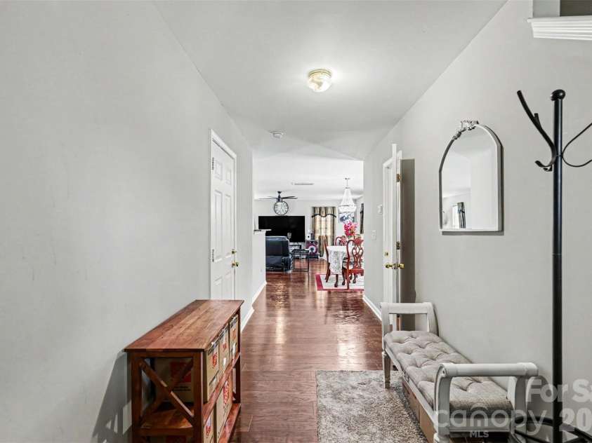 306 Cayman Way, Charlotte, NC 28217.  MLS# CAR4379005, YatesRealty ID 22241. Entry way