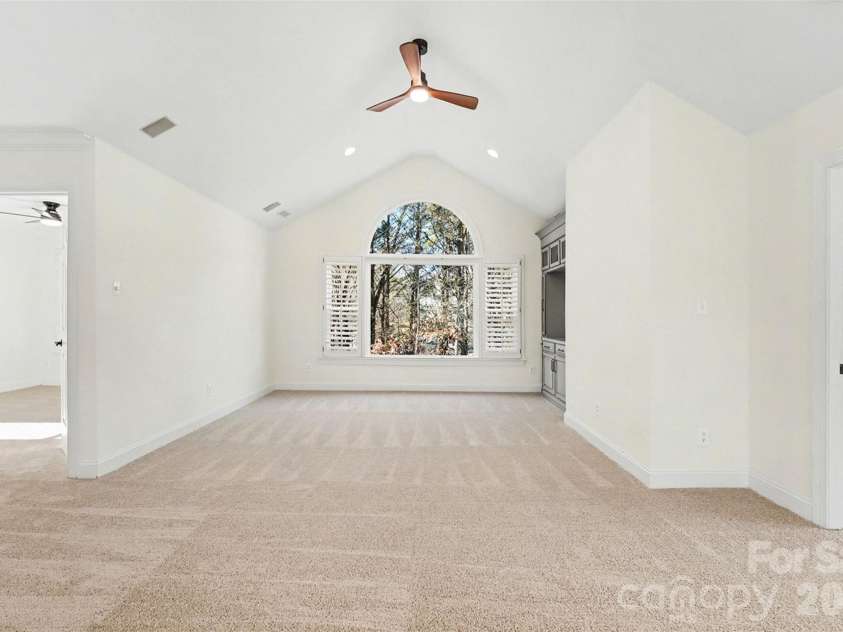 19603 Galleon View, Cornelius, NC 28031.  MLS# CAR4333436, YatesRealty ID 22243. 