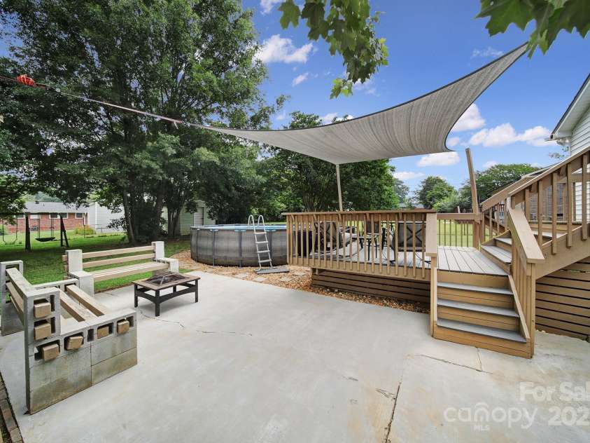 842 Cherry Road, Rock Hill, SC 29732.  MLS# CAR4264385, YatesRealty ID 22243. 