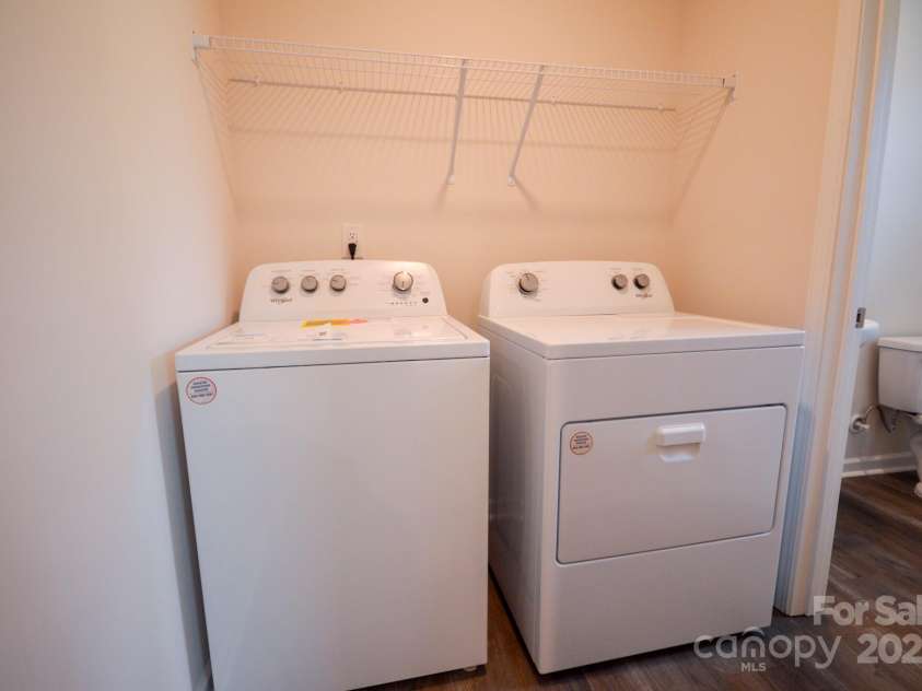 60 Cain Hollow Way, Asheville, NC 28806.  MLS# CAR4269401, YatesRealty ID 22244. 