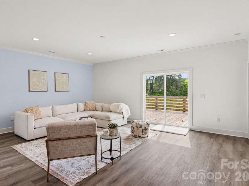 4115 Miller Road, Salisbury, NC 28147.  MLS# CAR4333838, YatesRealty ID 22245. Living Room