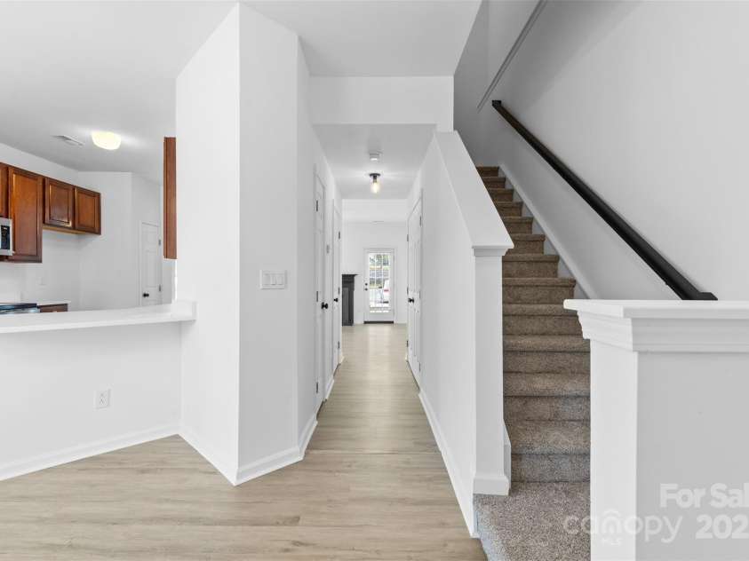 4208 Coulter Crossing, Charlotte, NC 28213.  MLS# CAR4266255, YatesRealty ID 22245. 