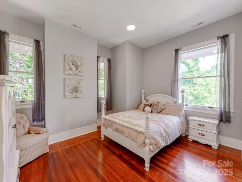 128 End Street, Chester, SC 29706.  MLS# CAR4266584, YatesRealty ID 22246. 