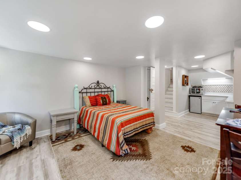 128 End Street, Chester, SC 29706.  MLS# CAR4266584, YatesRealty ID 22246. Second Living Quarters/Apartment