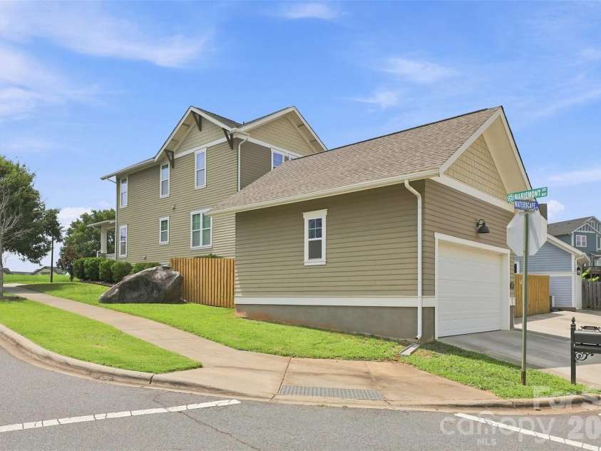 309 Mariemont Way, Rock Hill, SC 29730.  MLS# CAR4350135, YatesRealty ID 22246. 