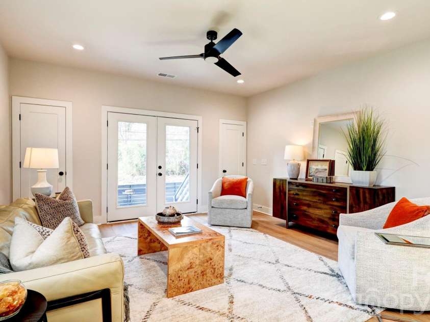 1352 Briar Creek Road, Charlotte, NC 28205.  MLS# CAR4356459, YatesRealty ID 22247. 