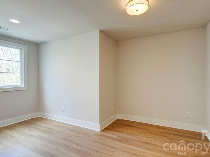 1352 Briar Creek Road, Charlotte, NC 28205.  MLS# CAR4356459, YatesRealty ID 22247. 